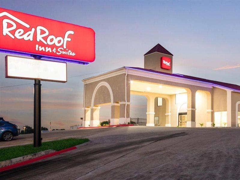Red Roof Inn & Suites Austin East - Manor Buitenkant foto