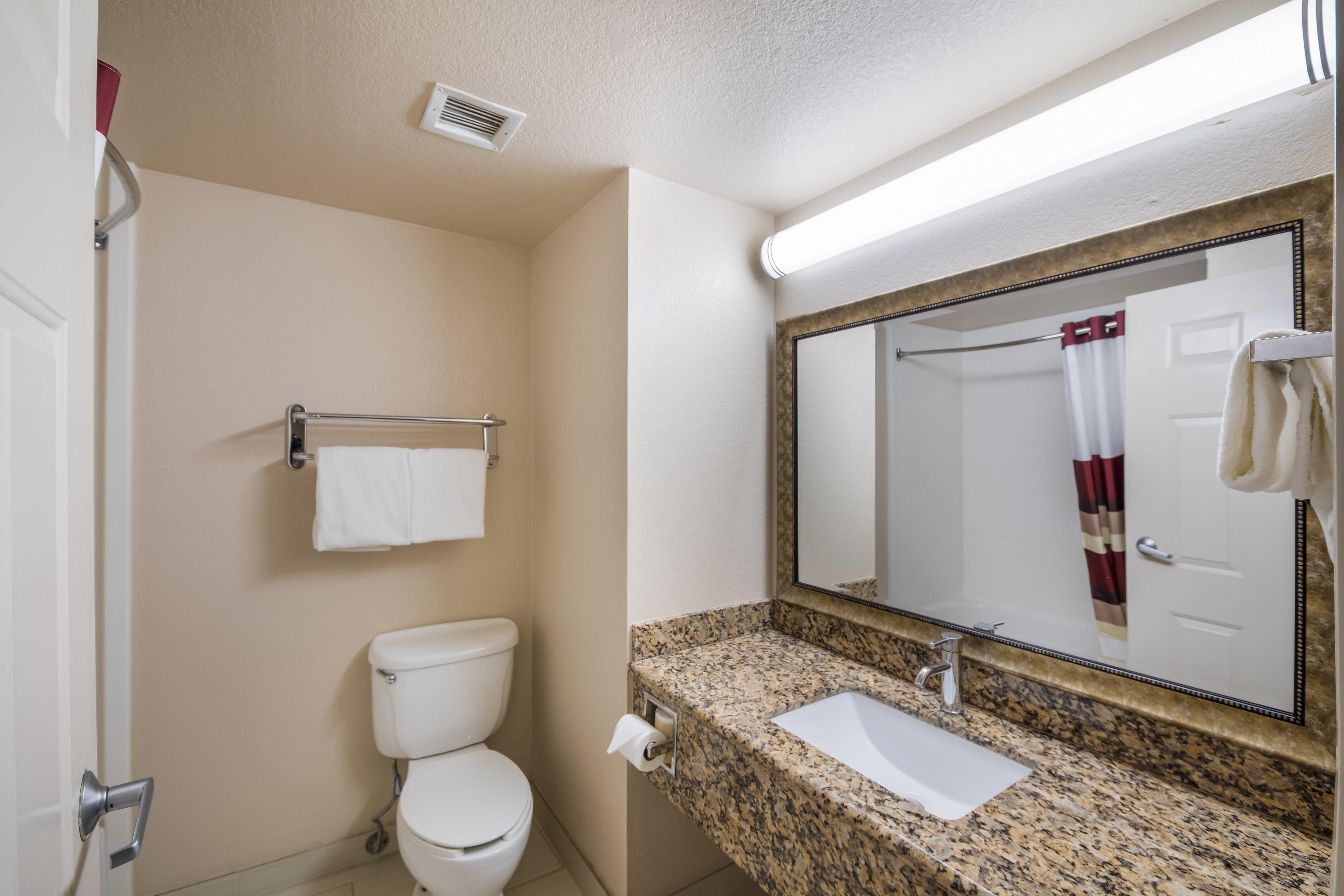 Red Roof Inn & Suites Austin East - Manor Buitenkant foto