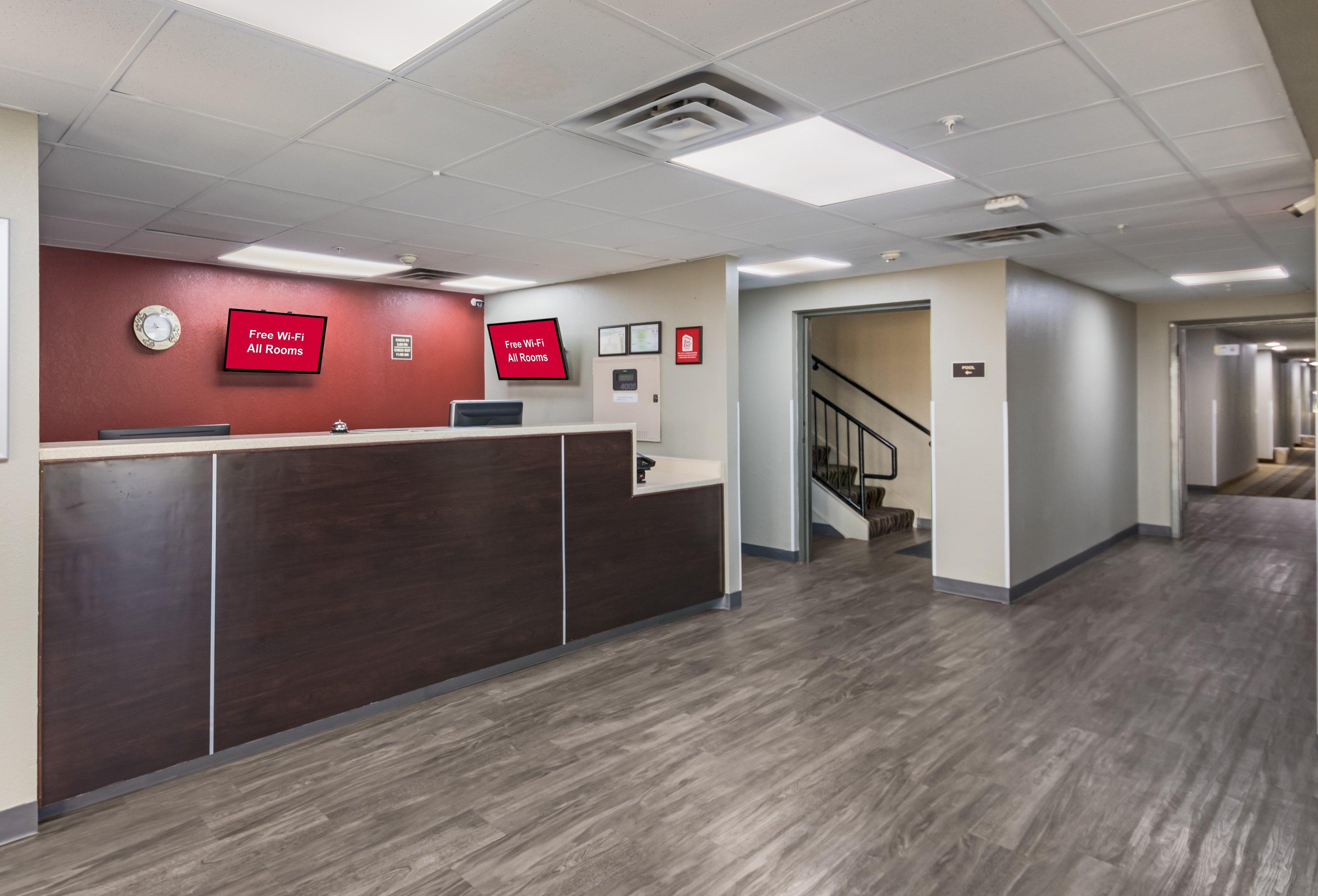 Red Roof Inn & Suites Austin East - Manor Buitenkant foto