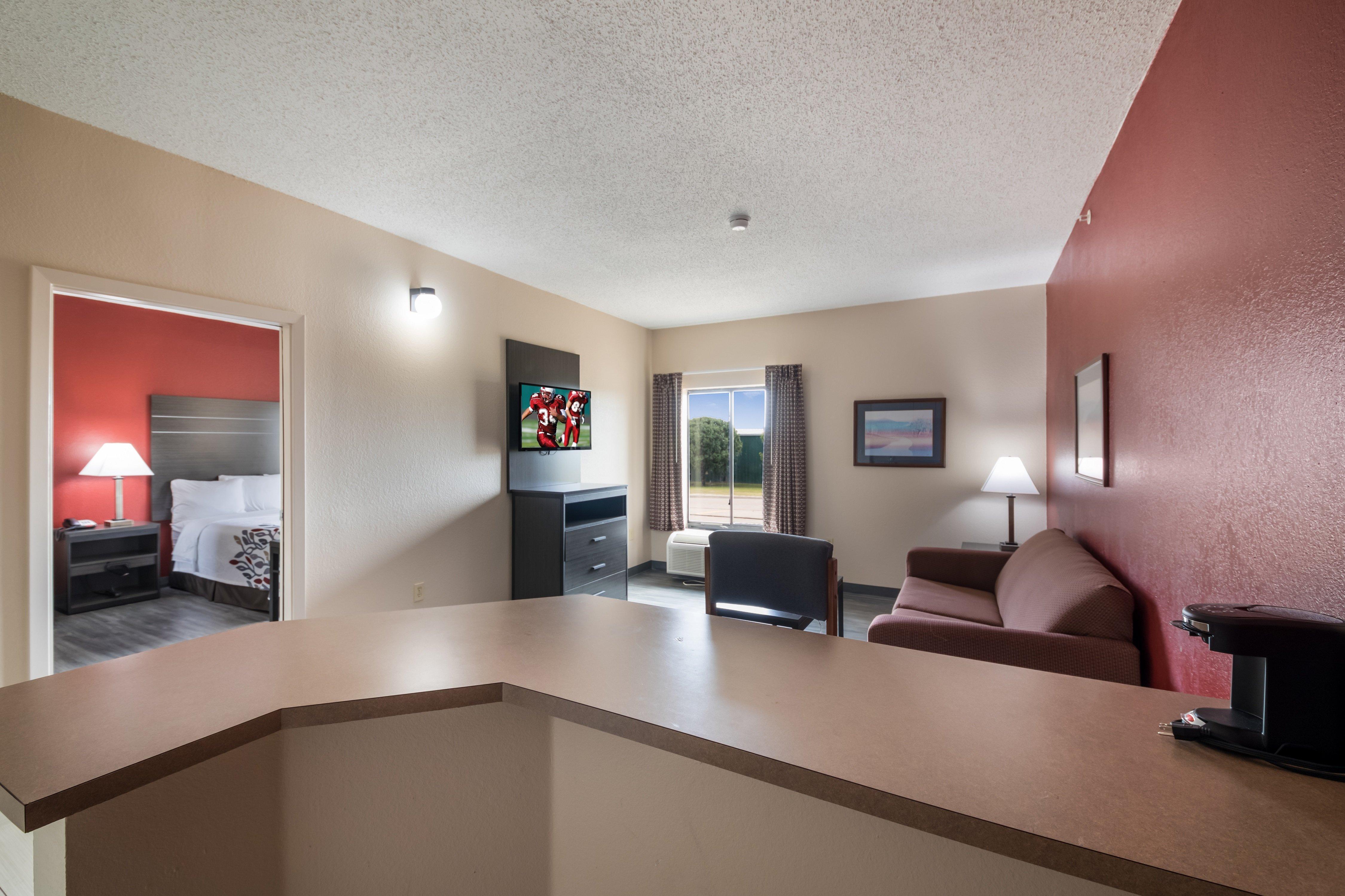 Red Roof Inn & Suites Austin East - Manor Buitenkant foto