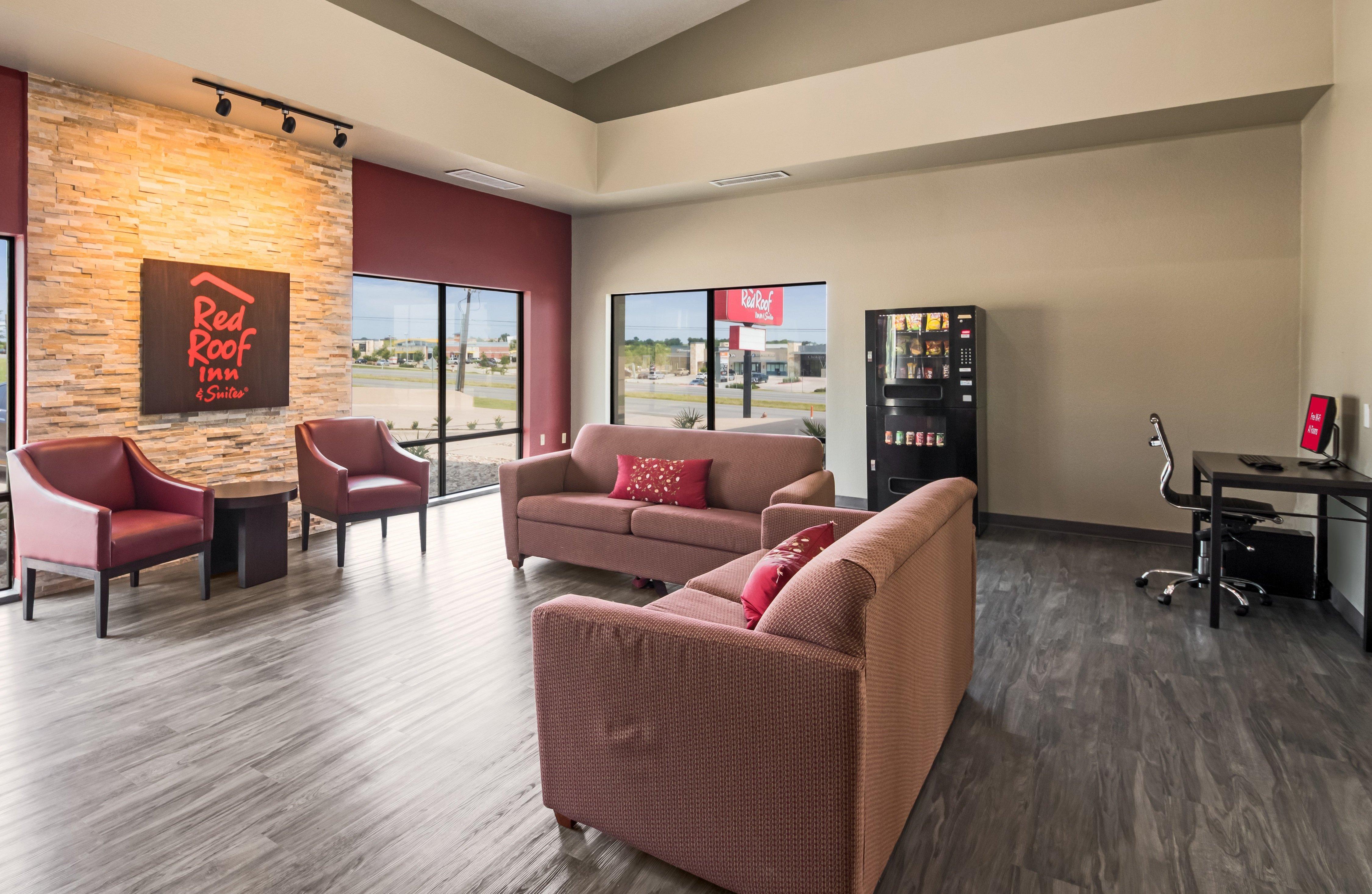 Red Roof Inn & Suites Austin East - Manor Buitenkant foto