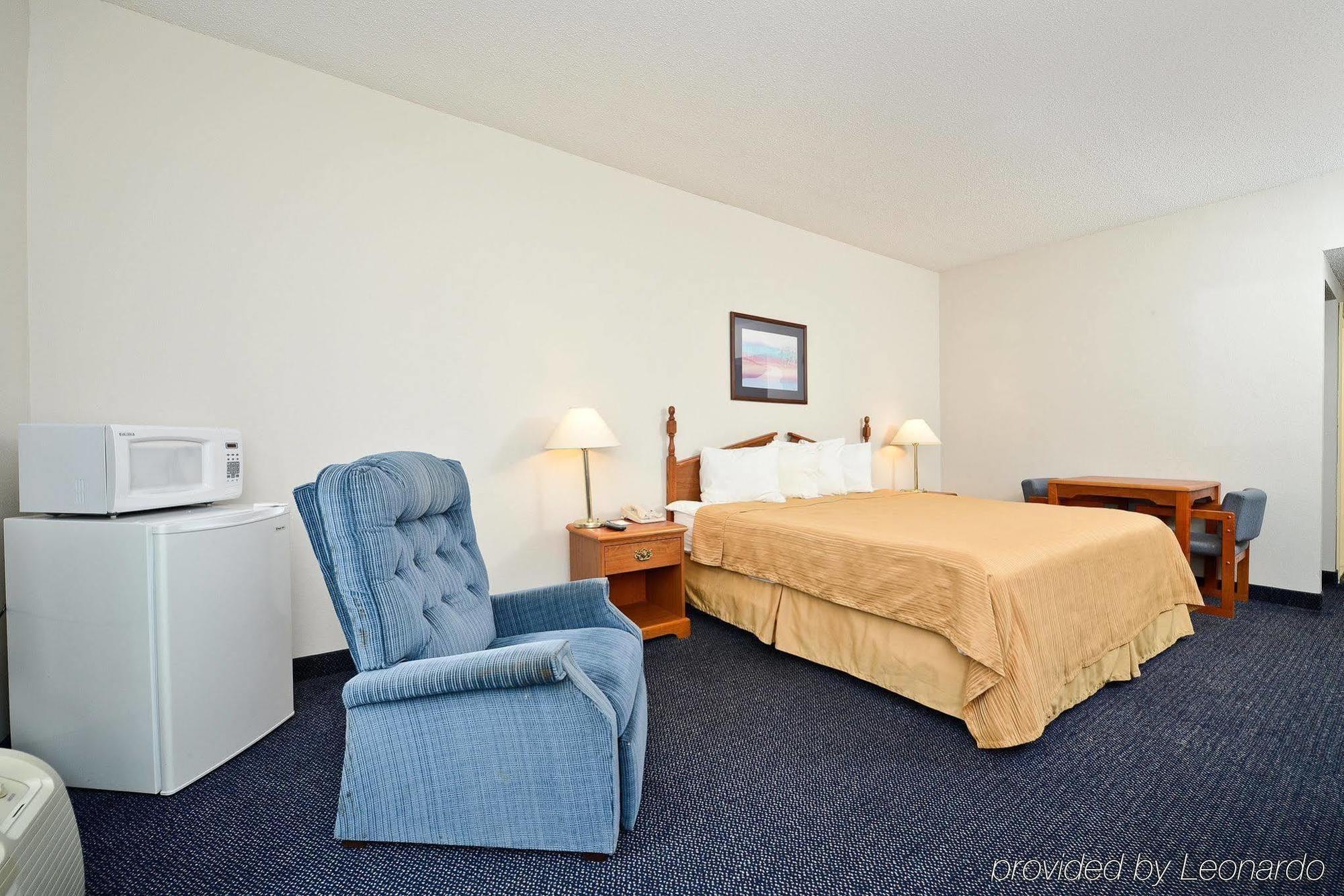 Red Roof Inn & Suites Austin East - Manor Kamer foto