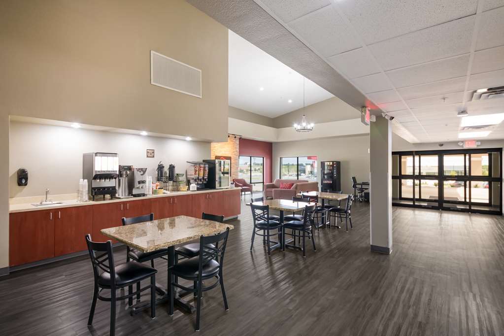 Red Roof Inn & Suites Austin East - Manor Faciliteiten foto